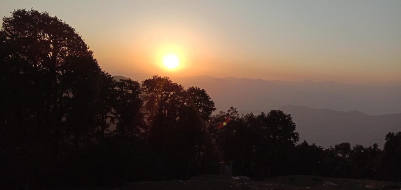 Chandarshila Hike Homestay Ukhimath Bagian luar foto