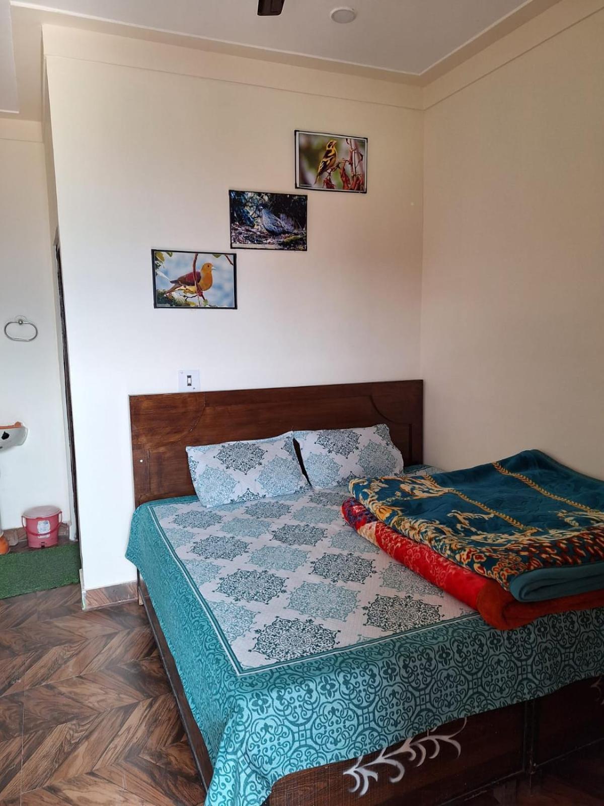 Chandarshila Hike Homestay Ukhimath Bagian luar foto
